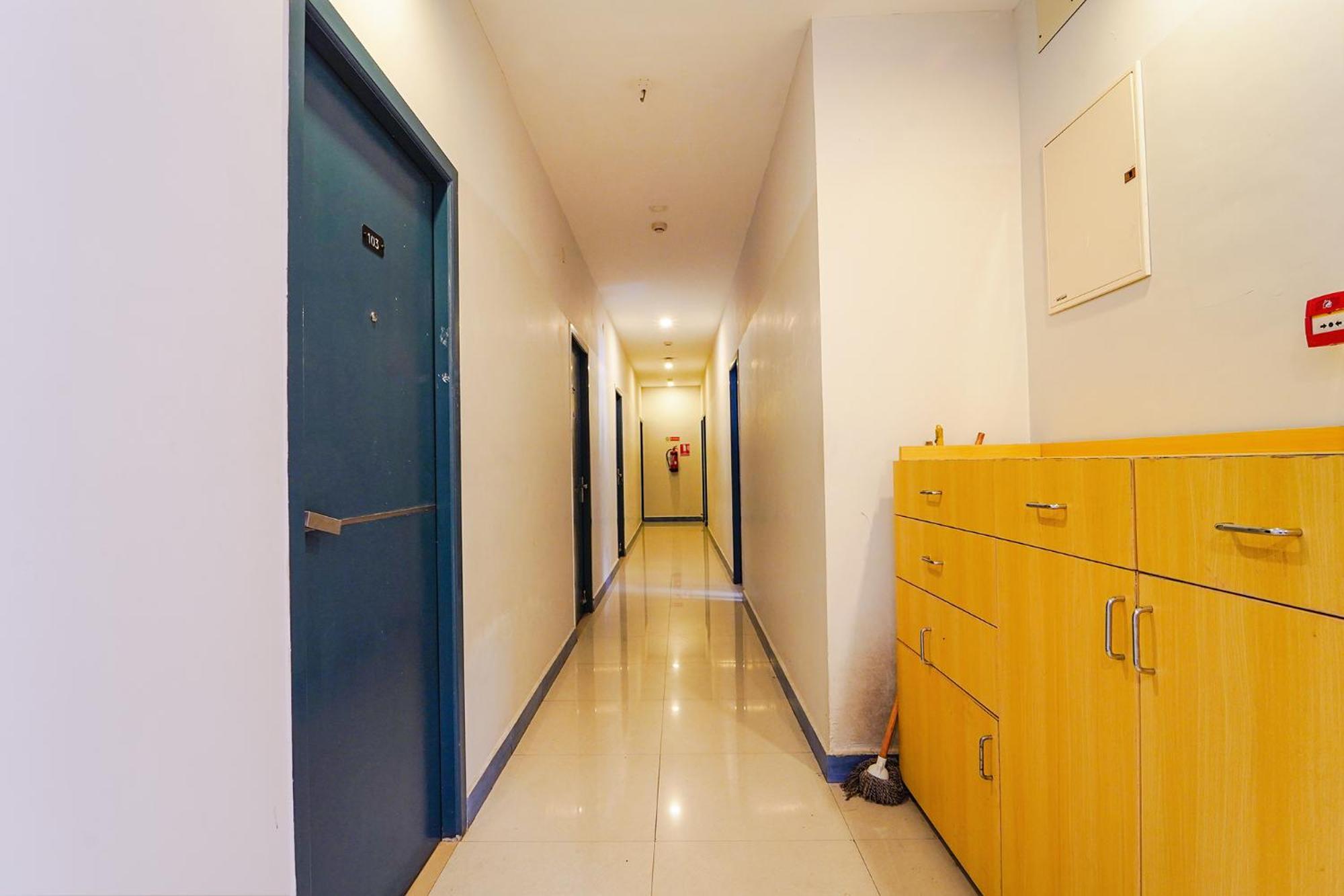 Fabexpress Silver Palace Chennai Exterior foto